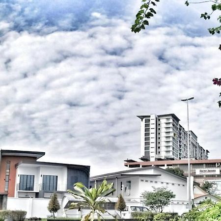 23Loft Kuching公寓 外观 照片